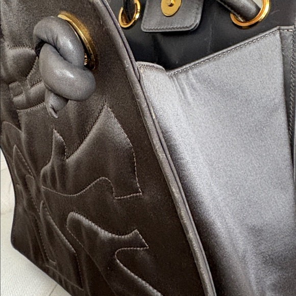 SALVATORE FERRAGAMO handbag - Picture 10 of 11